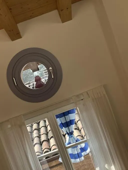 La Piccola Casa Al Lago - Intera Casa Con 3 Camere E 2 Box Salo