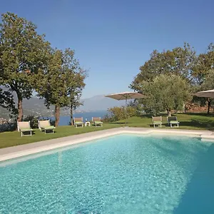 Desirè Villa