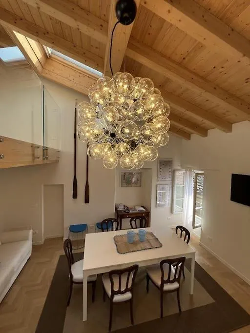 La Piccola Casa Al Lago - Intera Casa Con 3 Camere E 2 Box Salo Holiday home