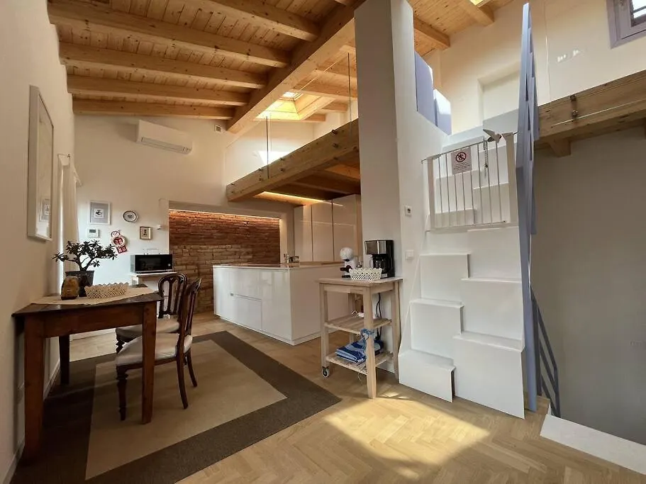Holiday home La Piccola Casa Al Lago - Intera Casa Con 3 Camere E 2 Box Salo