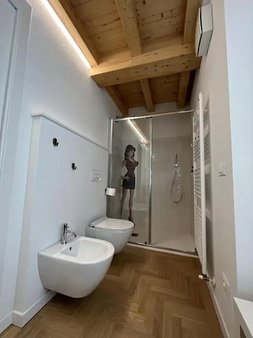 La Piccola Casa Al Lago - Intera Casa Con 3 Camere E 2 Box Salo Holiday home